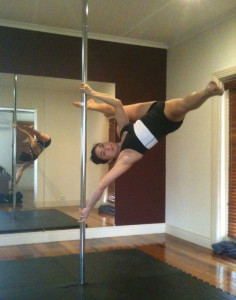 Andrea James Lui pole trick Split Grip Ayesha from Cartwheel Mount